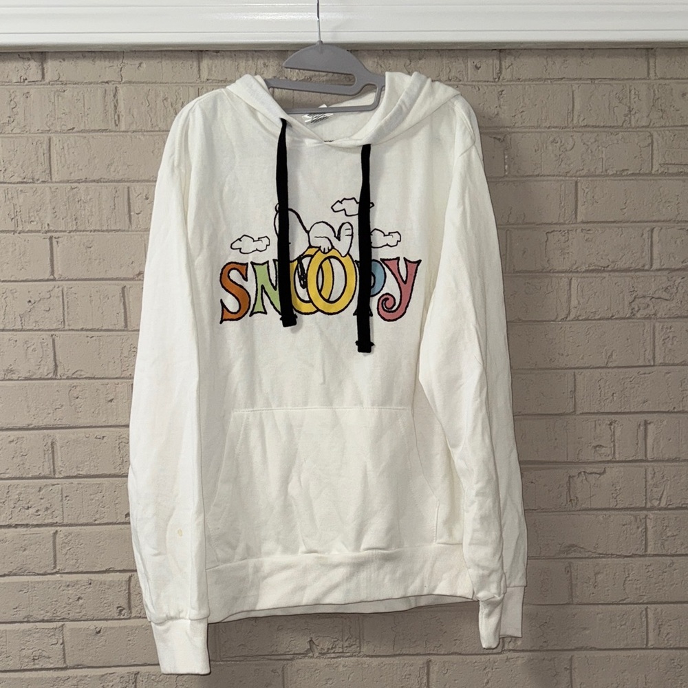 Peanuts Snoopy White Hoodie with Black Accents. M(38-40) NWT - Picture 3 of 7